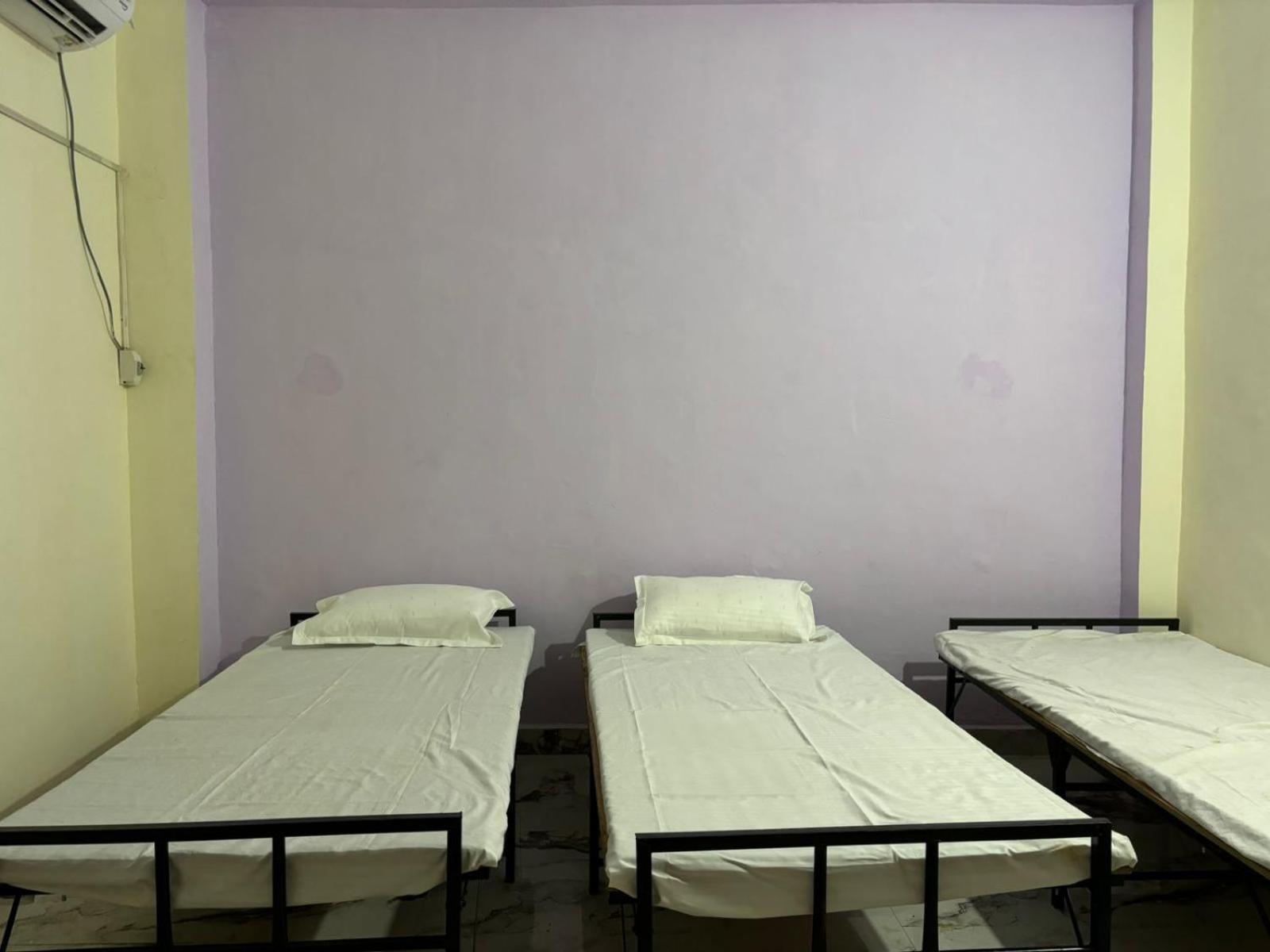 Bssn Guest House Gwalior Extérieur photo