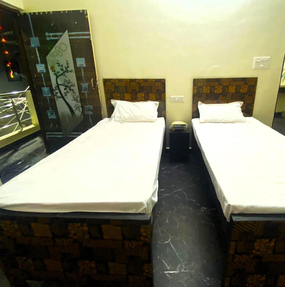 Bssn Guest House Gwalior Extérieur photo