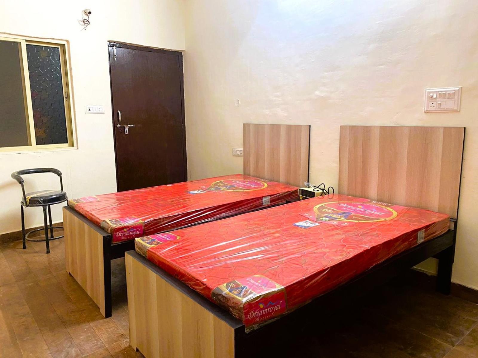 Bssn Guest House Gwalior Extérieur photo